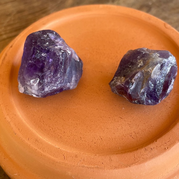 Raw Amethyst Stones - Picture 2 of 2